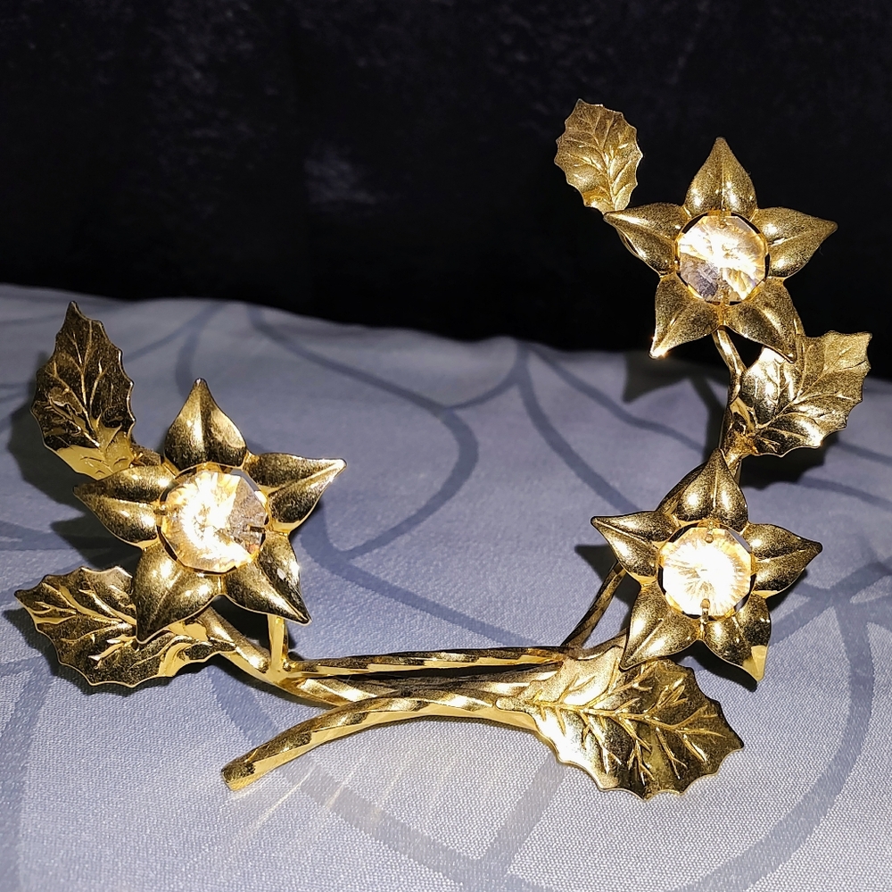 Elegant Gold Floral Home Decor 5 x 4 x 1.5